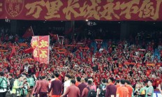 开云体育下载:“大莲花”见证“中国红” “丝滑”散场显温度
